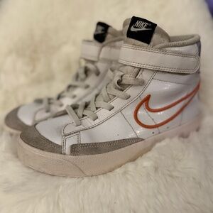 Nike Blazer Mid ’77 Kids Sneakers | White & Orange High Top | Youth 1.5Y